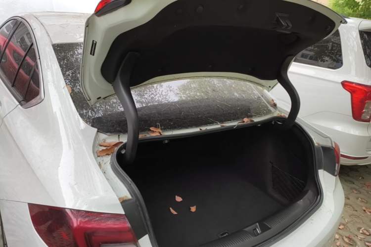 Used Buick Regal 2019 20T Luxury Model China V Standard Trunk