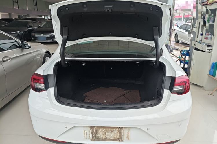 Used Buick Regal 2019 20T Elite Version China VI Standard Trunk