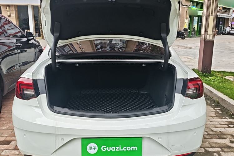 Used Buick Regal 2019 20T Elite Version China VI Standard Trunk