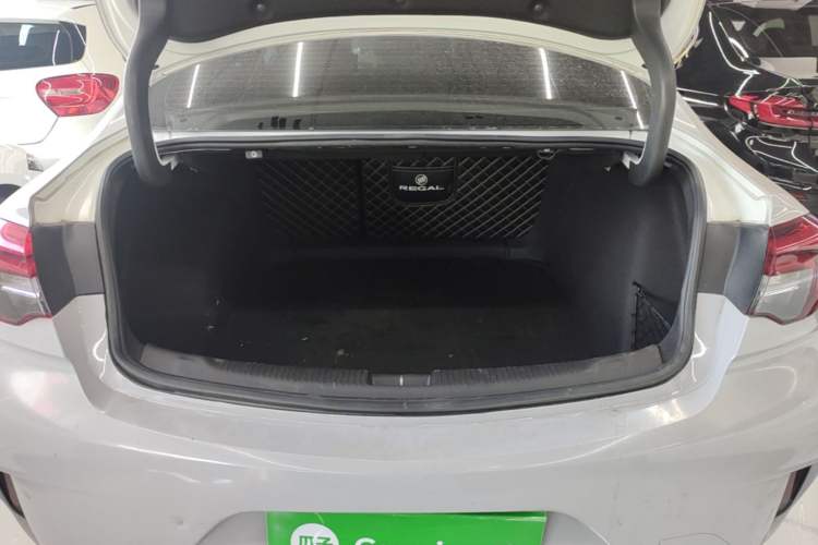 Used Buick Regal 2019 20T Elite Version China VI Standard Trunk