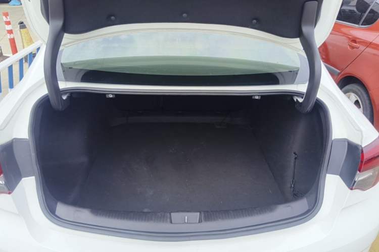 Used Buick Regal 2019 20T Elite Version China V Standard Trunk