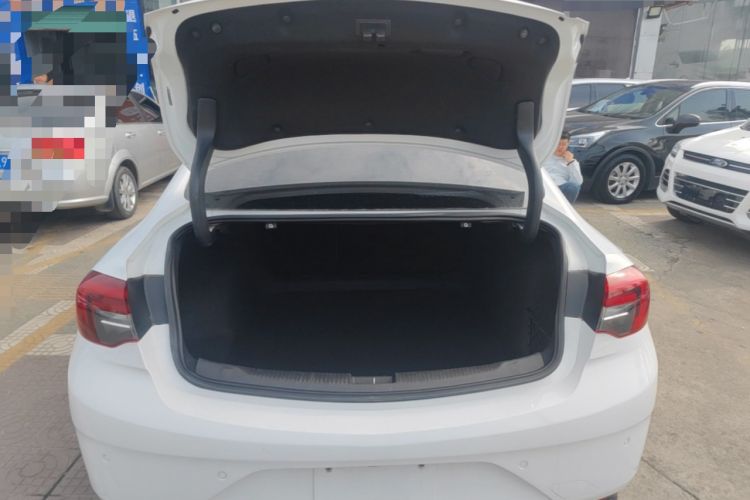 Used Buick Regal 2019 20T Elite Version China VI Standard Trunk