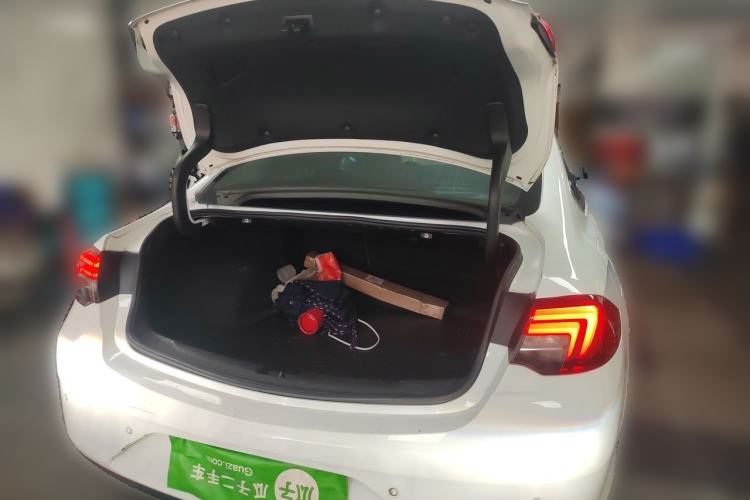 Used Buick Regal 2019 20T Elite Version China VI Standard Trunk