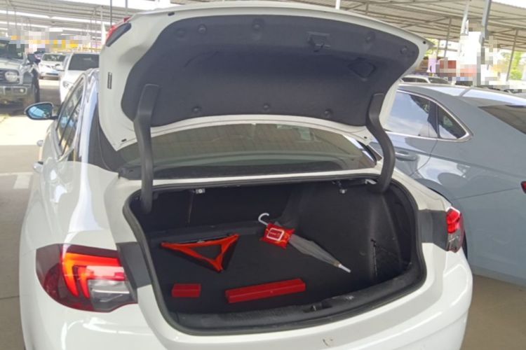 Used Buick Regal 2019 20T Elite Version China VI Standard Trunk