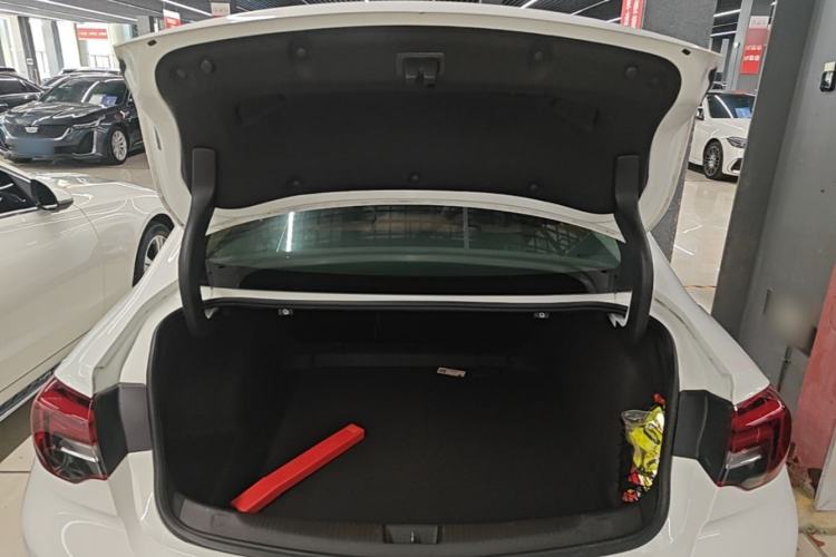 Used Buick Regal 2019 20T Elite Version China VI Standard Trunk