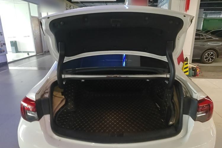 Used Buick Regal 2019 20T Luxury Model China V Standard Trunk