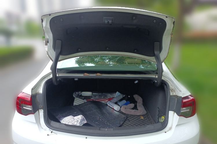 Used Buick Regal 2019 20T Elite Version China VI Standard Trunk