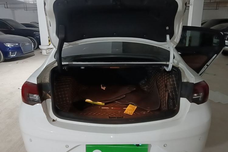 Used Buick Regal 2019 20T Elite Version China VI Standard Trunk