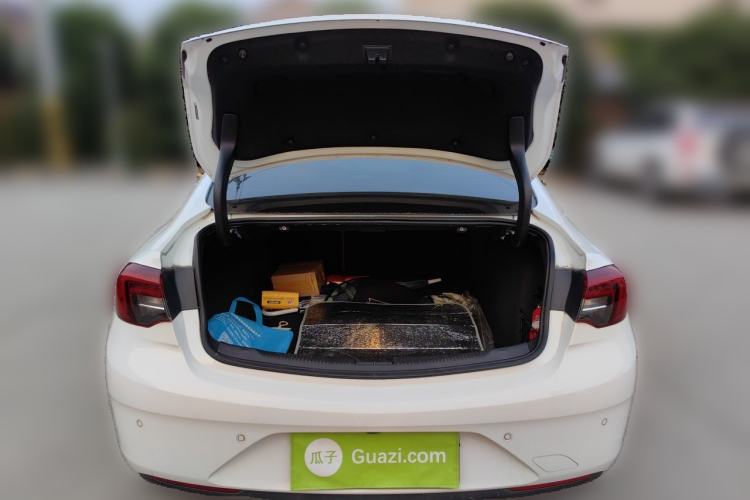 Used Buick Regal 2019 20T Elite Version China VI Standard Trunk