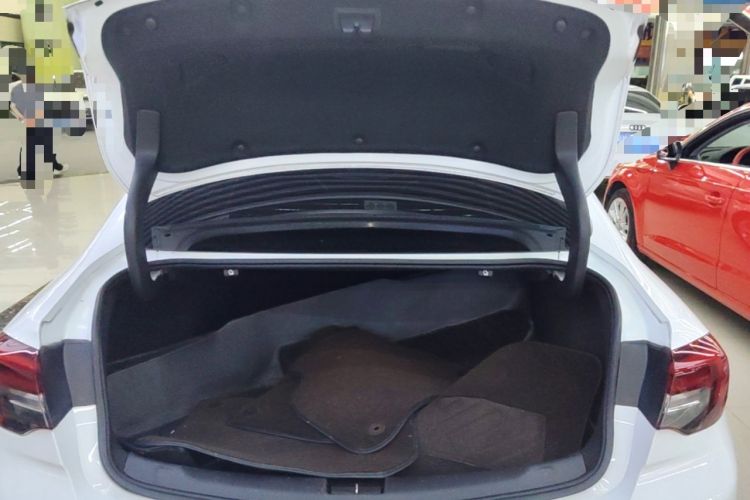 Used Buick Regal 2019 20T Elite Version China VI Standard Trunk