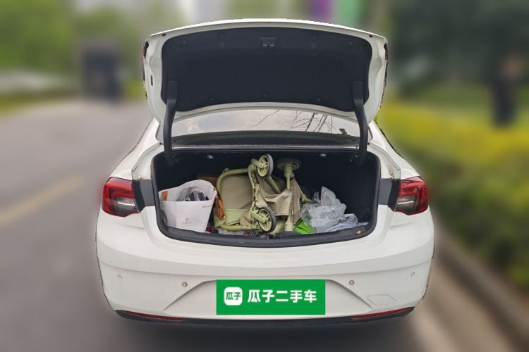 Used Buick Regal 2019 20T Elite Version China VI Standard Trunk