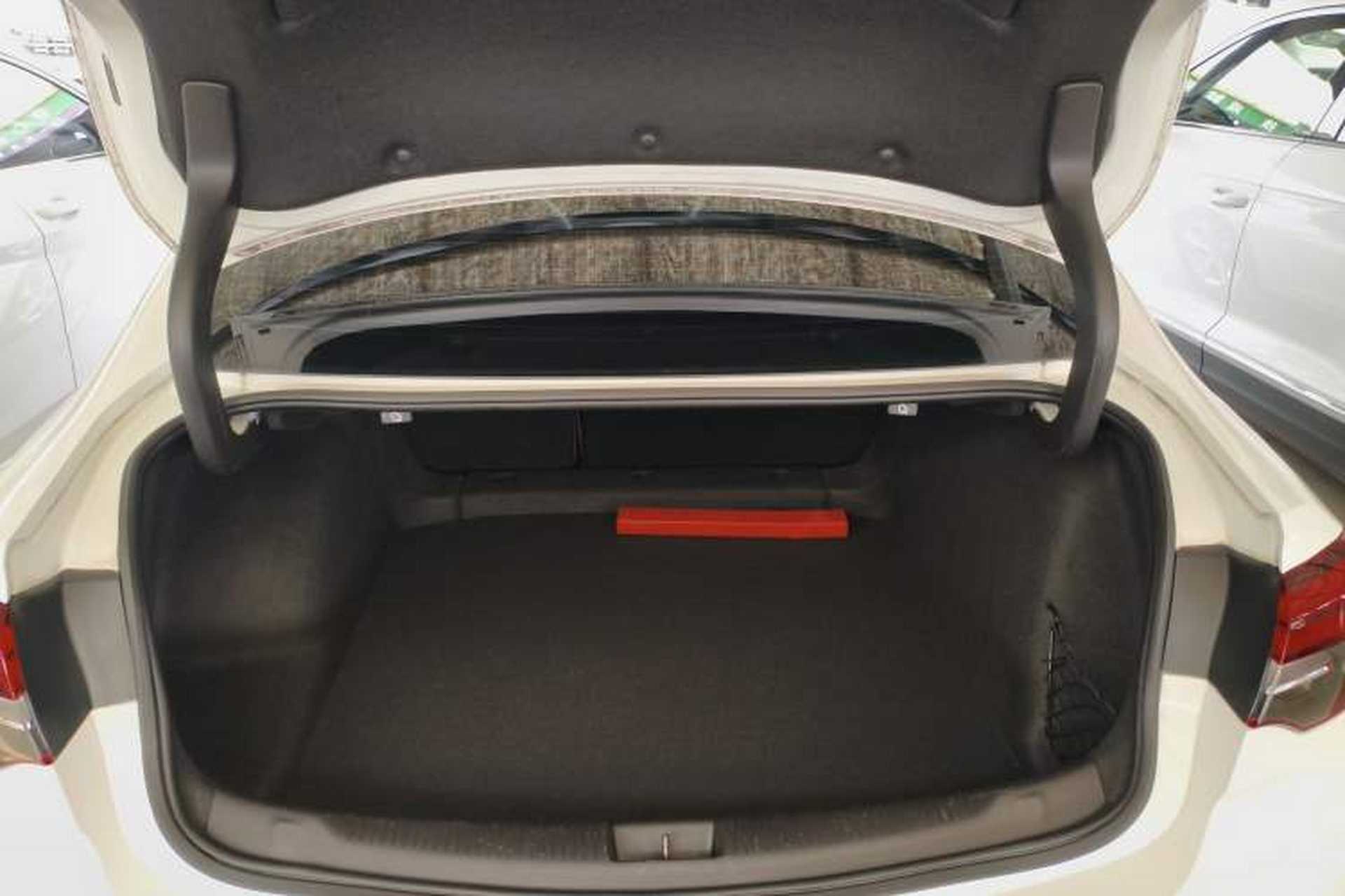 Used Buick Regal 2019 20T Elite Version China VI Standard Trunk