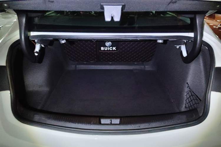 Used Buick Regal 2019 20T Elite Version China VI Standard Trunk