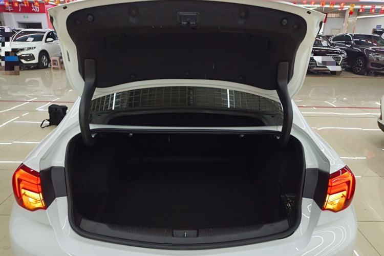 Used Buick Regal 2019 20T Elite Version China VI Standard Trunk