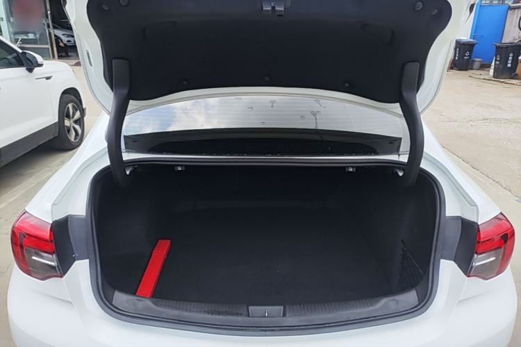 Used Buick Regal 2019 Revised 20T Luxury Version China VI Standard Trunk