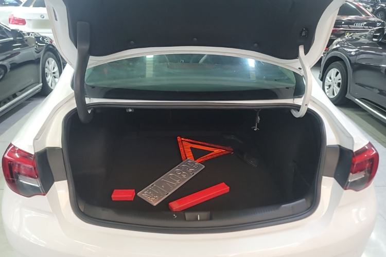Used Buick Regal 2019 20T Elite Version China VI Standard Trunk