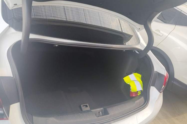Used Buick Regal 2019 20T Elite Version China VI Standard Trunk