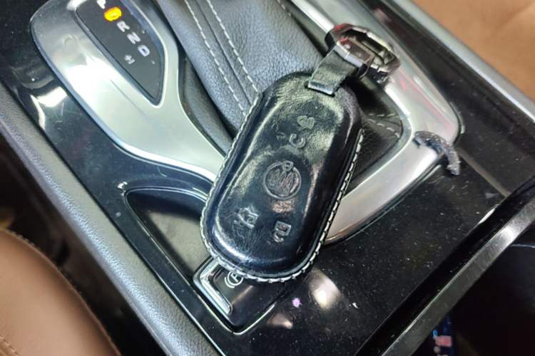 Used Buick Regal 2019 20T Elite Version China VI Standard Vehicle Key