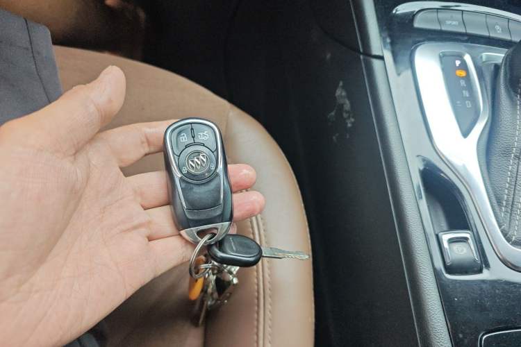 Used Buick Regal 2019 20T Elite Version China VI Standard Vehicle Key