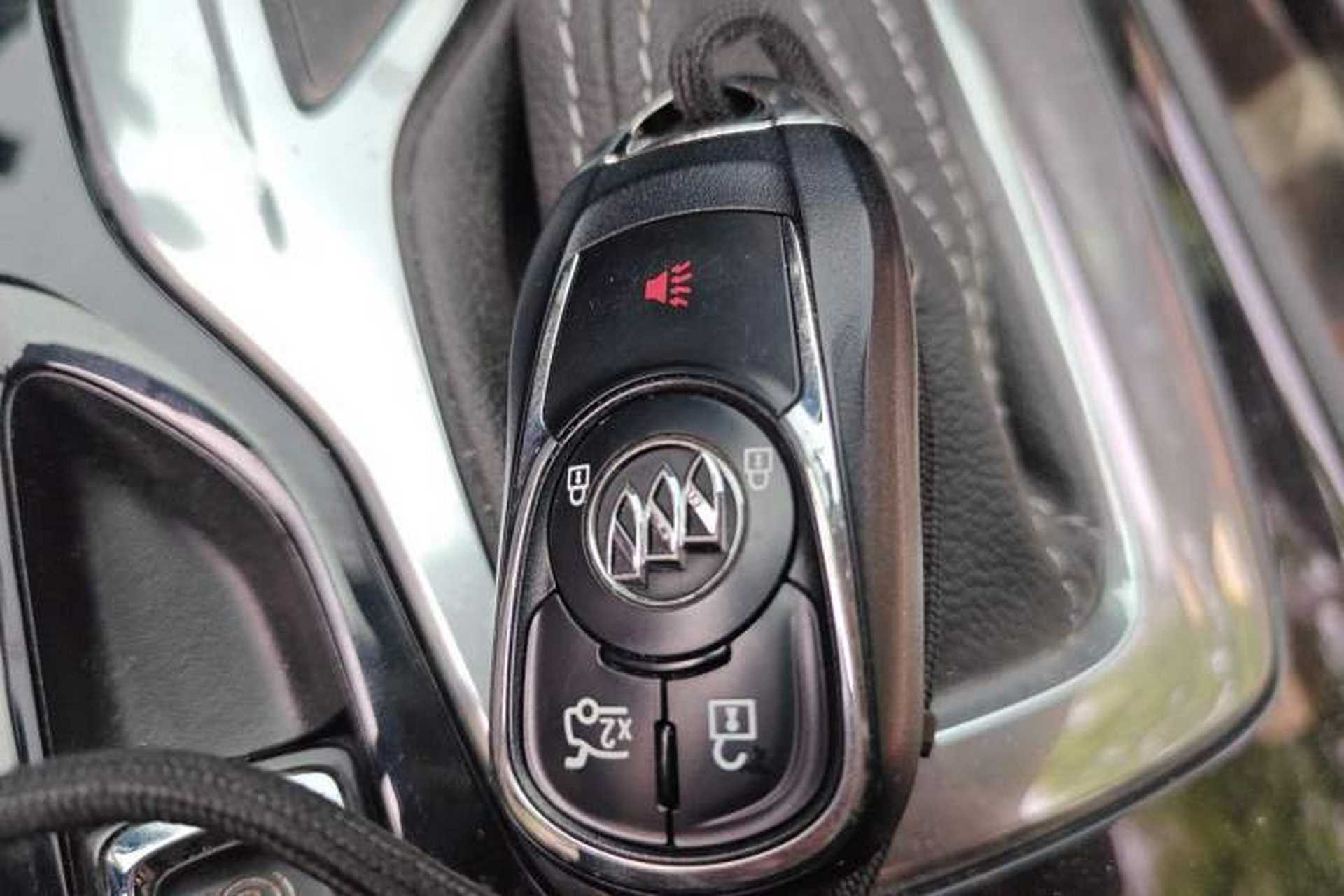 Used Buick Regal 2019 Revised 20T Luxury Version China VI Standard Vehicle Key