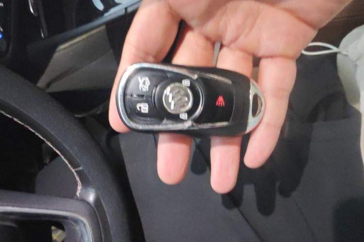 Used Buick Regal 2019 20T Elite Version China VI Standard Vehicle Key