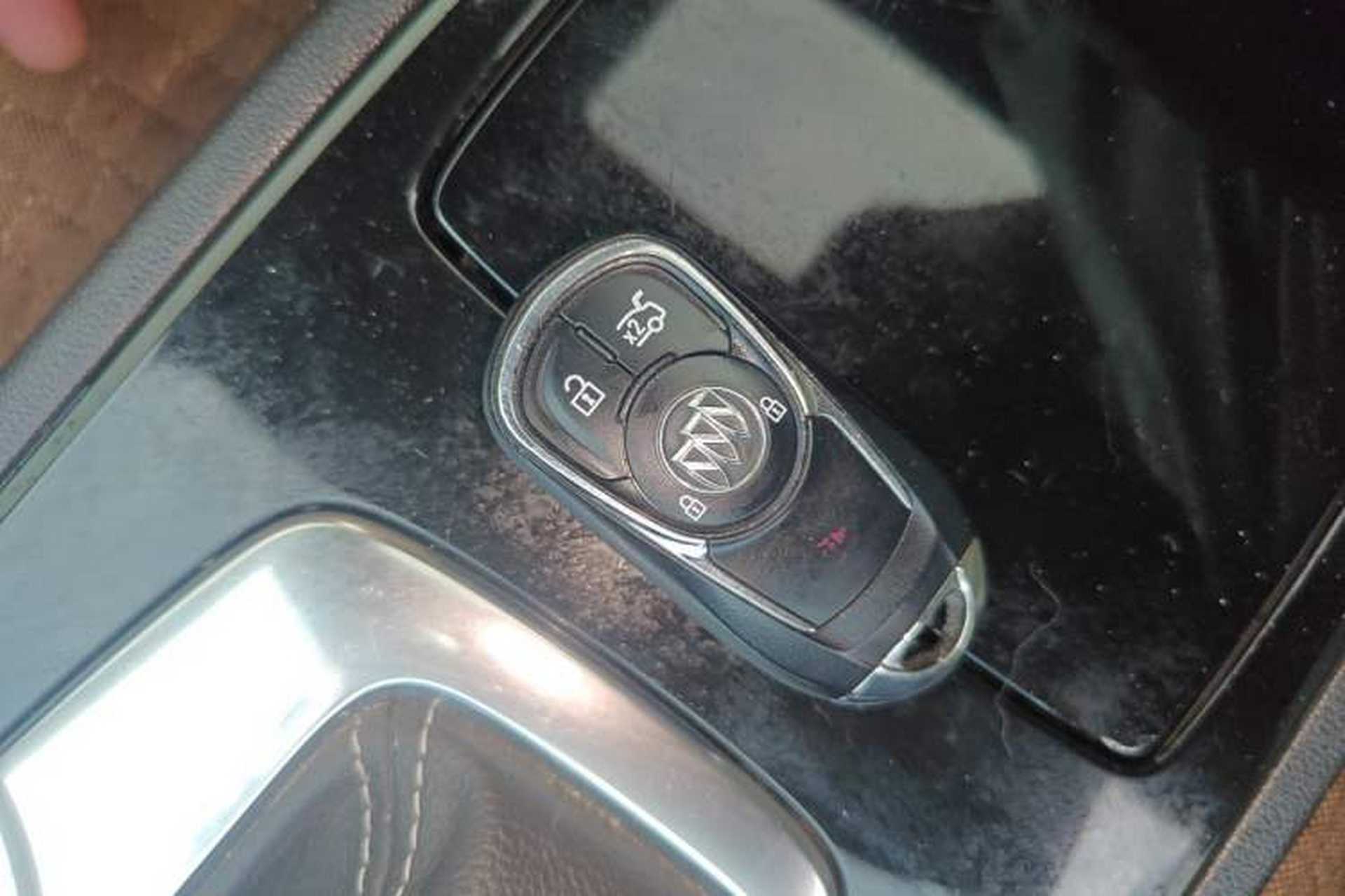 Used Buick Regal 2019 20T Elite Version China VI Standard Vehicle Key