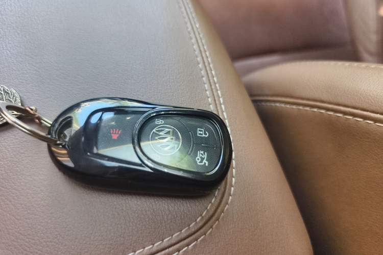 Used Buick Regal 2019 20T Luxury Model China VI Standard Vehicle Key
