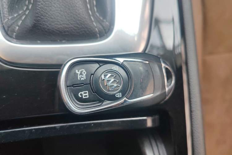 Used Buick Regal 2019 20T Elite Version China VI Standard Vehicle Key