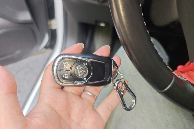 Used Buick Regal 2019 20T Luxury Model China V Standard Vehicle Key