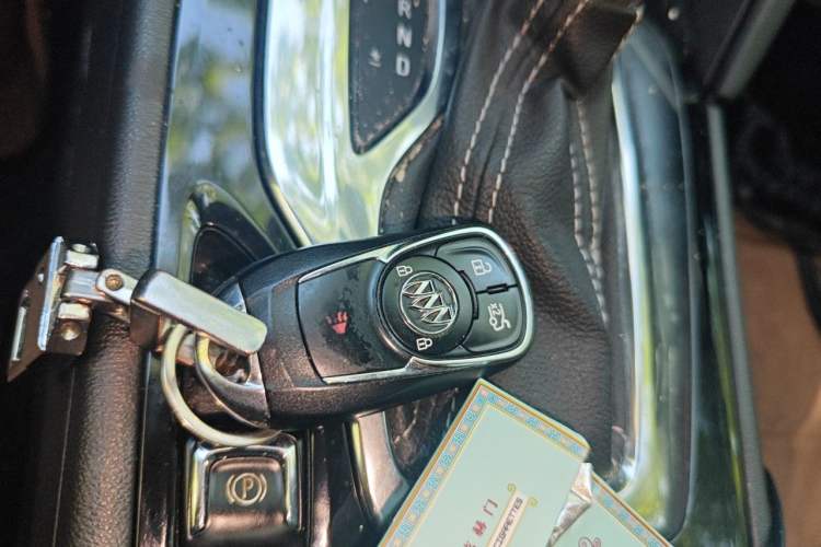Used Buick Regal 2019 Revised 20T Luxury Version China VI Standard Vehicle Key