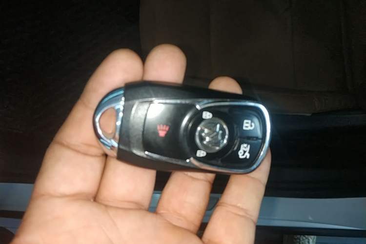 Used Buick Regal 2019 20T Elite Version China VI Standard Vehicle Key