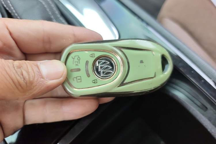 Used Buick Regal 2019 20T Elite Version China VI Standard Vehicle Key