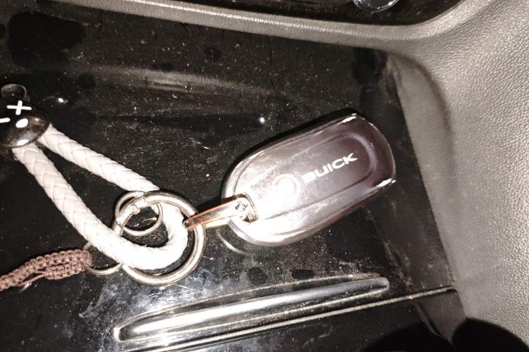 Used Buick Regal 2019 20T Elite Version China V Standard Vehicle Key