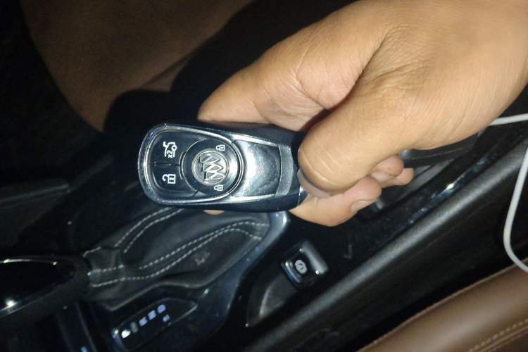 Used Buick Regal 2019 20T Luxury Model China VI Standard Vehicle Key