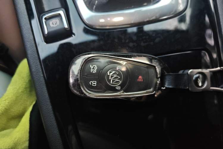 Used Buick Regal 2019 20T Elite Version China VI Standard Vehicle Key