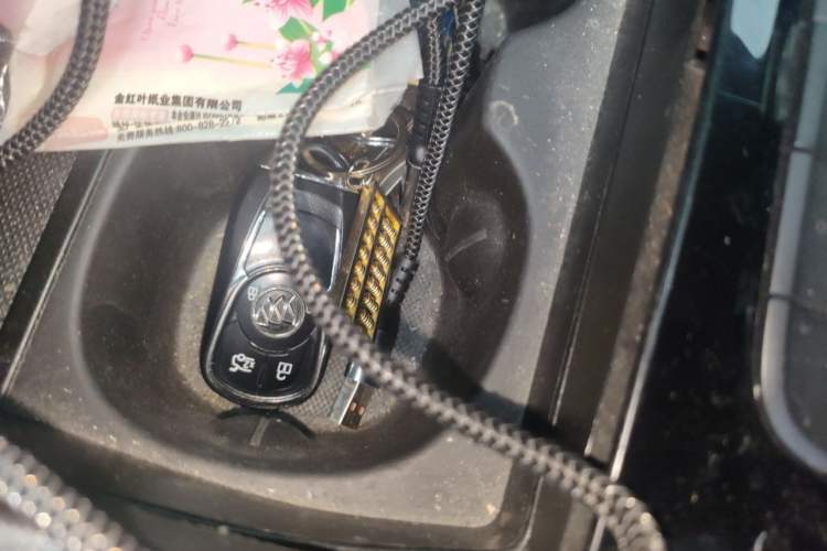 Used Buick Regal 2019 20T Elite Version China VI Standard Vehicle Key