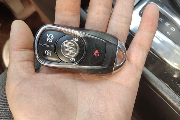 Used Buick Regal 2019 20T Elite Version China VI Standard Vehicle Key