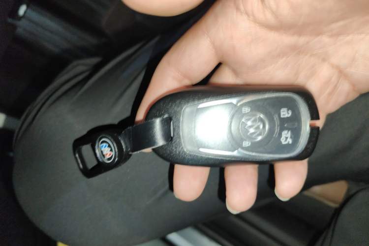 Used Buick Regal 2019 20T Luxury Model China V Standard Vehicle Key