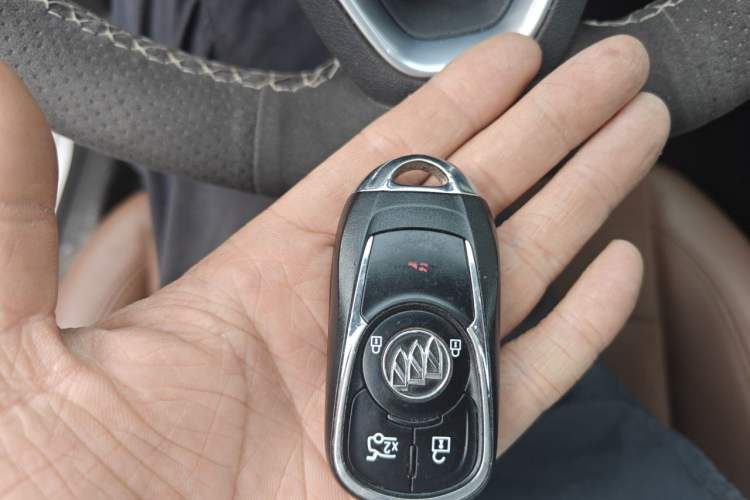 Used Buick Regal 2019 20T Elite Version China VI Standard Vehicle Key