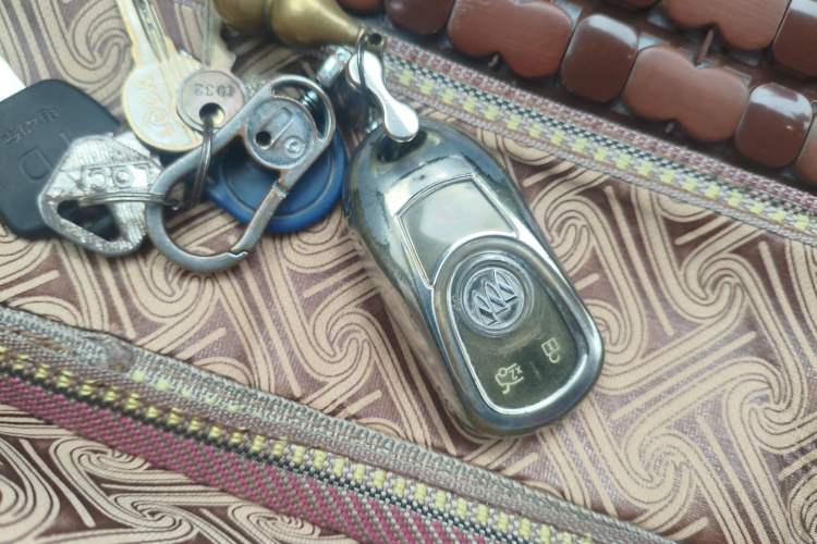 Used Buick Regal 2019 20T Elite Version China VI Standard Vehicle Key