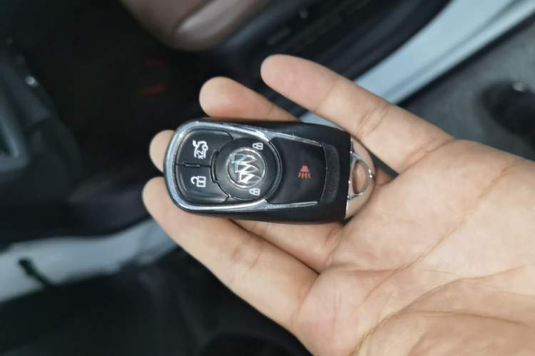 Used Buick Regal 2019 20T Elite Version China VI Standard Vehicle Key