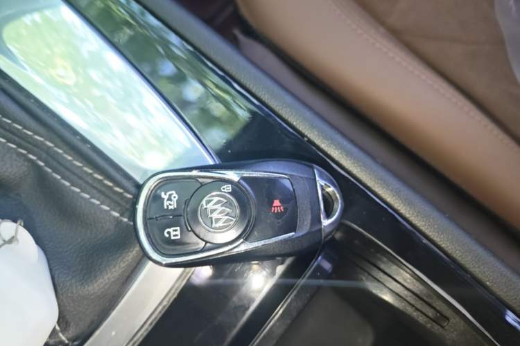 Used Buick Regal 2019 20T Luxury Model China VI Standard Vehicle Key