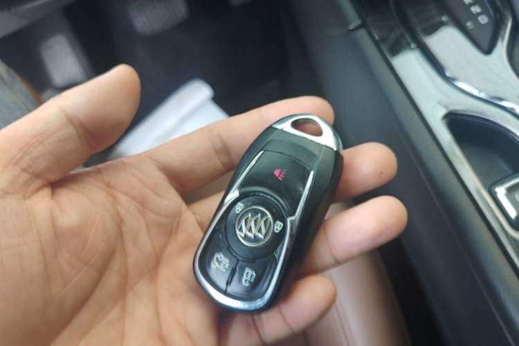 Used Buick Regal 2019 20T Elite Version China VI Standard Vehicle Key