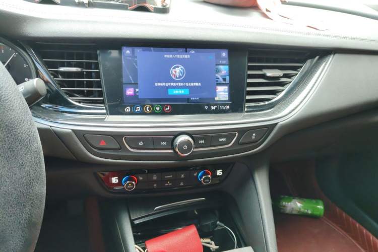 Used Buick Regal 2020 552T Luxury Version Audio And AC Panel