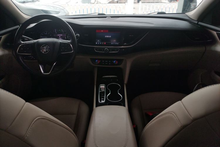 Used Buick Regal 2020 552T Elite Edition Center Console
