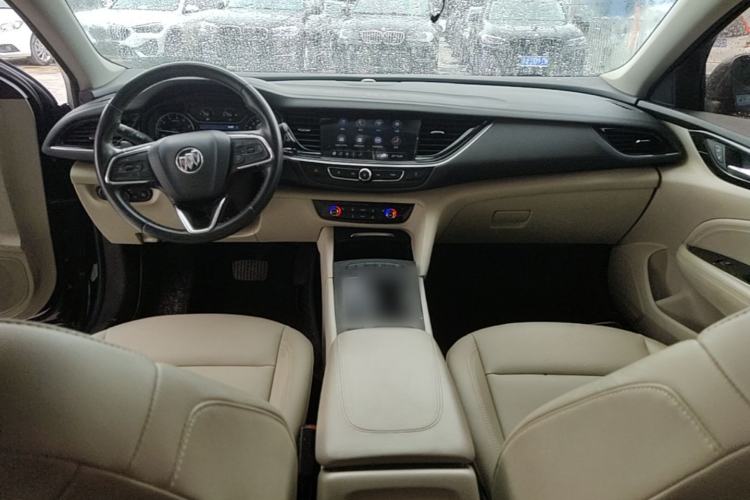 Used Buick Regal 2020 552T Elite Edition Center Console