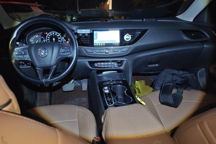 Used Buick Regal 2020 552T Luxury Version Center Console