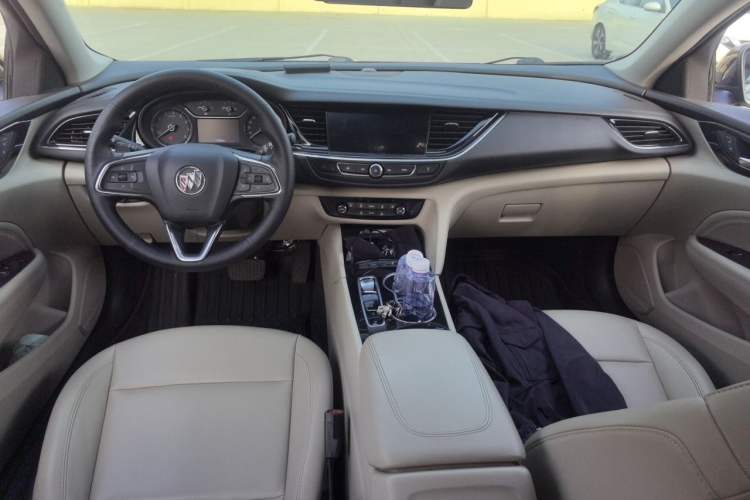 Used Buick Regal 2020 652T Elite Edition Center Console