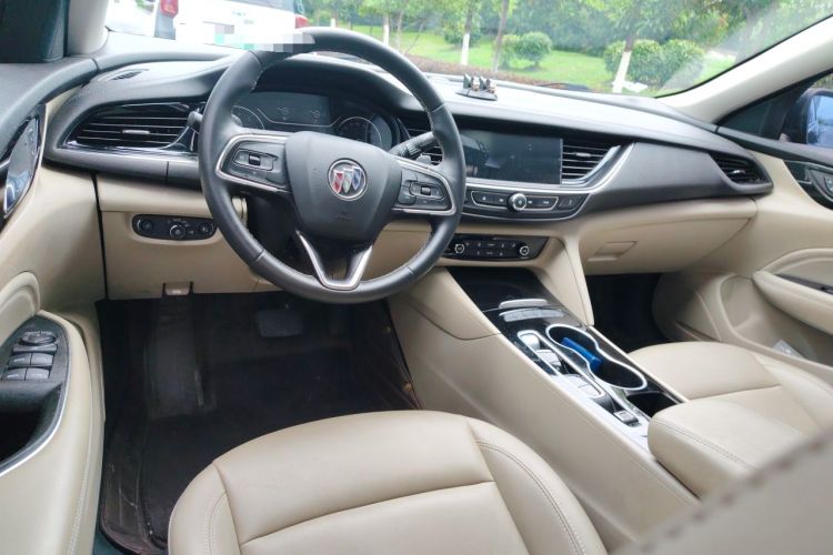 Used Buick Regal 2020 552T Elite Edition Center Console