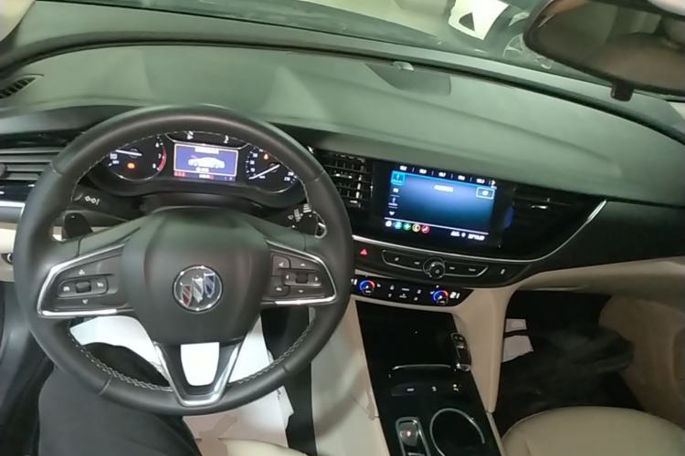 Used Buick Regal 2020 552T Elite Edition Center Console